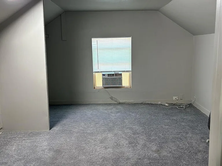 118 N Hagerman St — Photo 10