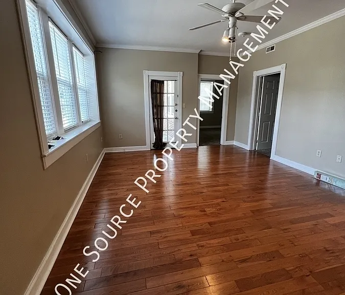 1717 W 1st St #1 — Photo 1