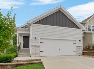 511 Hampstead Dr, Raymore, MO 64083