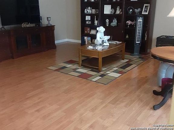 2nd image of 10403 Westfield Pl