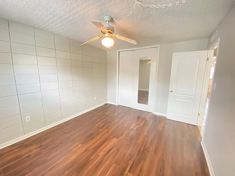 320 Lakeview St #207 — Photo 14