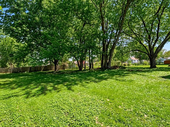 3rd image of 3804 15th St #B