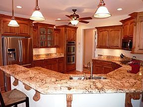4th image of 222 Slate Rock Dr
