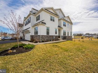 422 Lee Pl, Exton, PA 19341