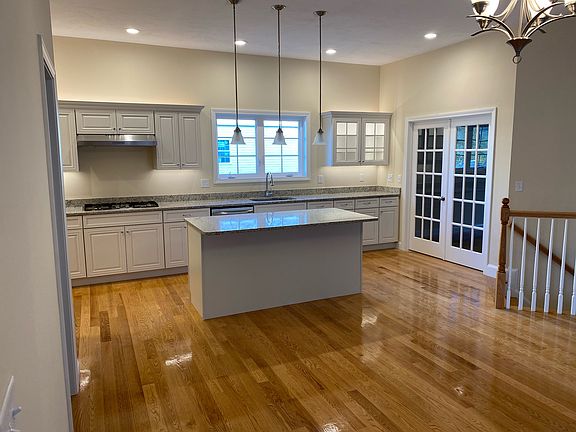 Similar open kitchen