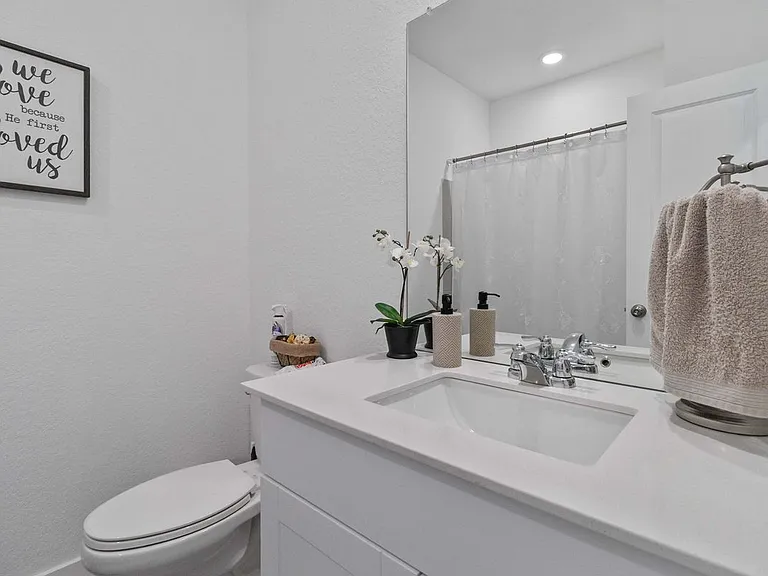 5708 Basil Chase — Photo 13