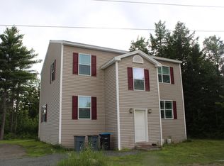 7 Batmanuel Ln, Milford, ME 04461