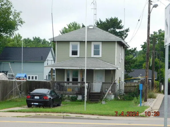 817 Cooper St, Jackson, MI 49202