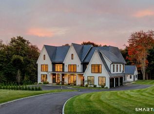 729 Smith Ridge Rd, New Canaan, CT 06840