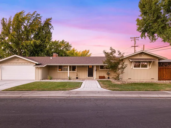 2704 Hampshire Ln, Modesto, CA 95350