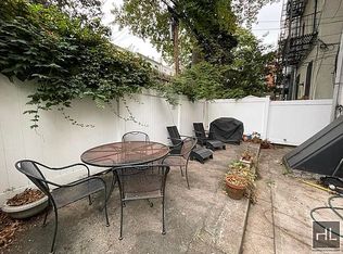 480 12th St APT 1R, Brooklyn, NY 11215