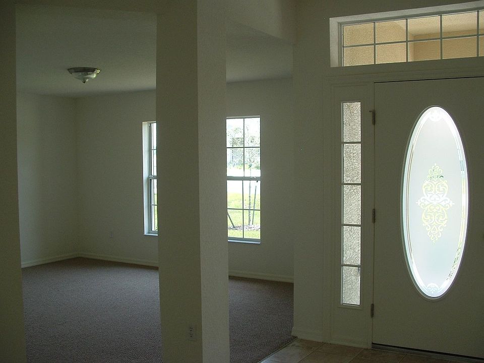 Spacious open foyer