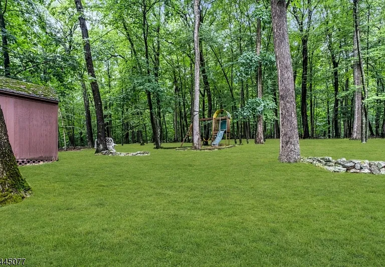 76 Valley View Dr — Photo 21