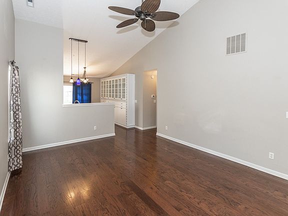 4th image of 17143 Shadoan Way