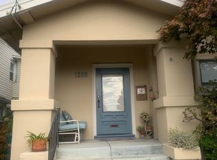 1208 Hampel St APT 3, Oakland, CA 94602