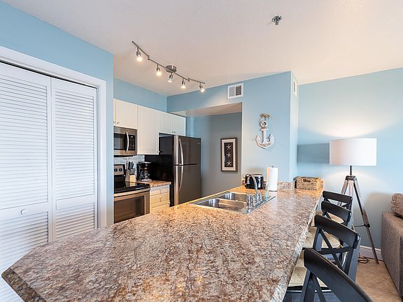 4th image of 500 Burton Dr #4409