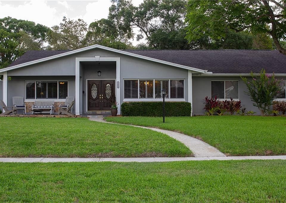 1st image of 11615 Carrollwood Dr