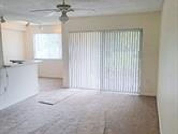4th image of 1650 N 42nd Cir APT 105