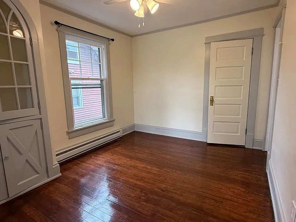 38 Glenwood — Photo 3