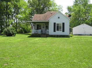 16632 E Knox Rd, Mount Vernon, IL 62864