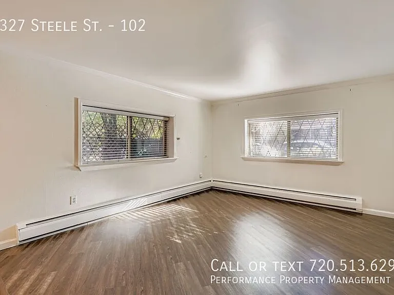 1327 Steele St #102 — Photo 4