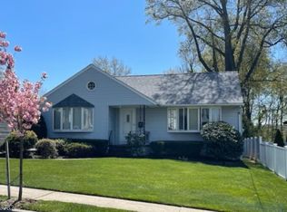 35 Hazelview Ave, Clifton, NJ 07011