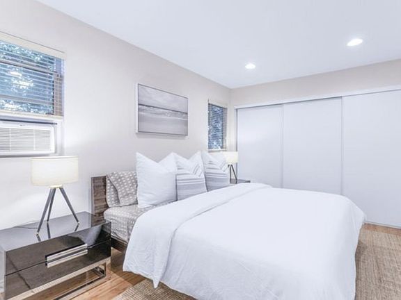 2nd image of 1431 Stanford St APT 5