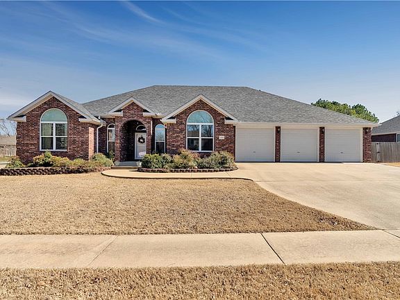 2nd image of 1100 S River Meadows Dr