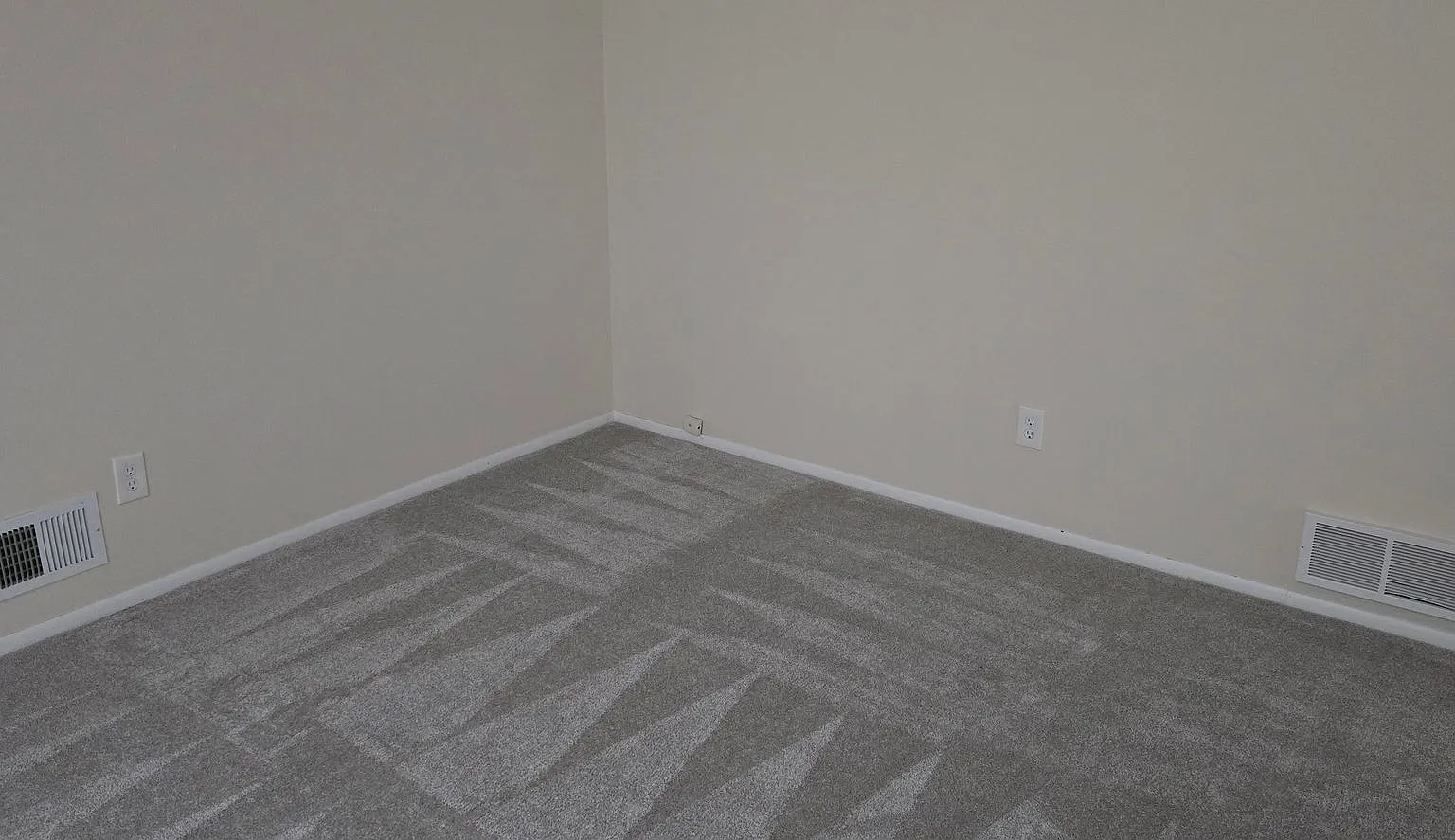 Charming 3-Bedroom+Bonus Room Home for Rent — Photo 2