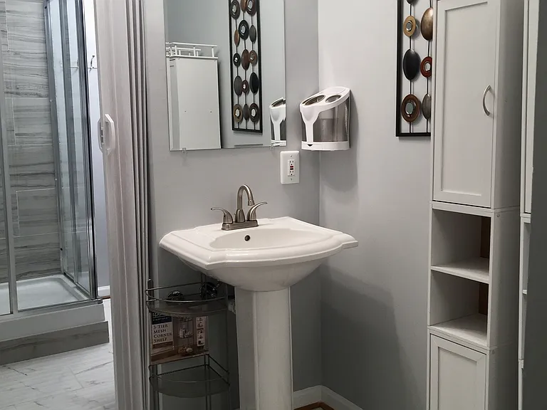 715 6th St NW #1001 — Photo 11