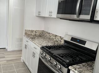 5139 Maplewood Ave, Los Angeles, CA 90004