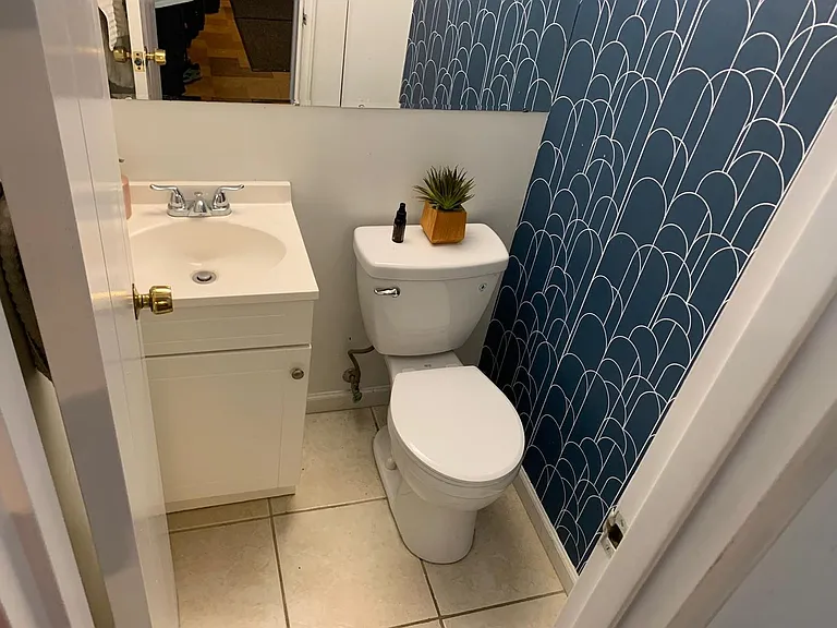 305 Garwood Pl — Photo 8