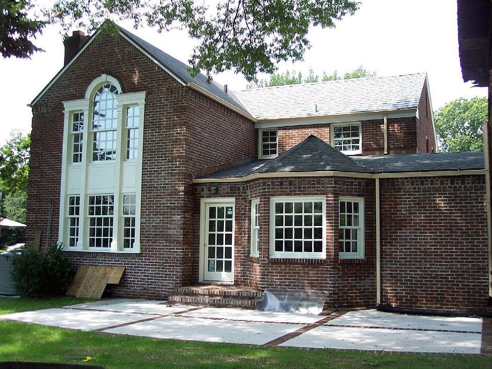2nd image of 103 Kildare Rd