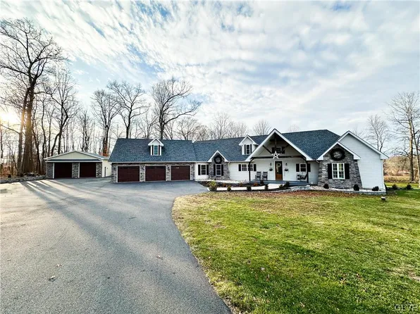 500 Springfield Dr, Bangor, PA 18013