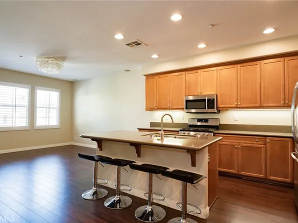 26 Vintage, Irvine, CA 92620