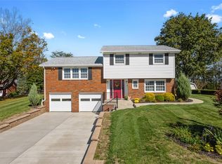 140 Kruest Dr, Freedom, PA 15042