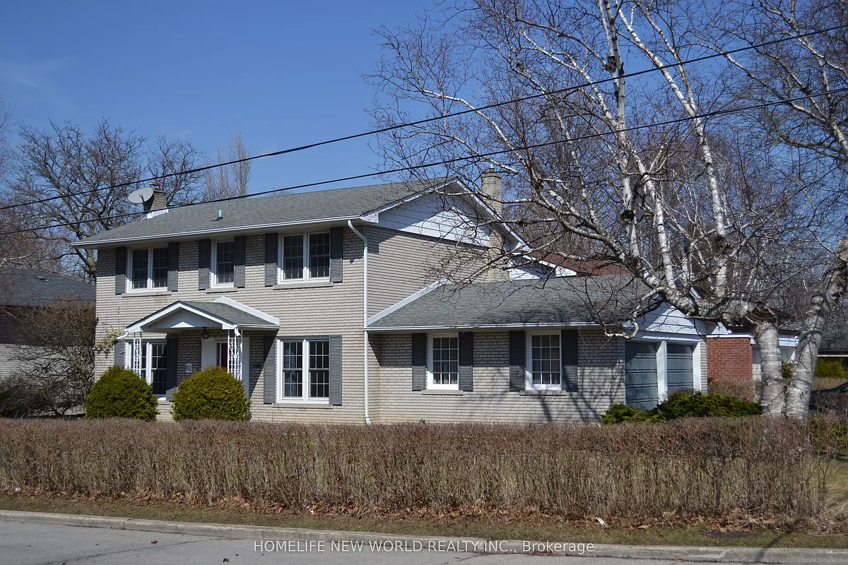 Building Photo - 62 Landfair Cres