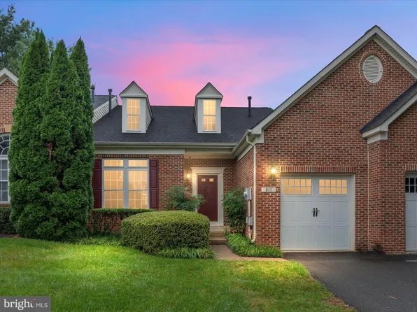 311 Amber Cir, Warrenton, VA 20186