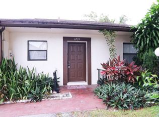 6731 N Parkway Dr, Pompano Beach, FL 33068