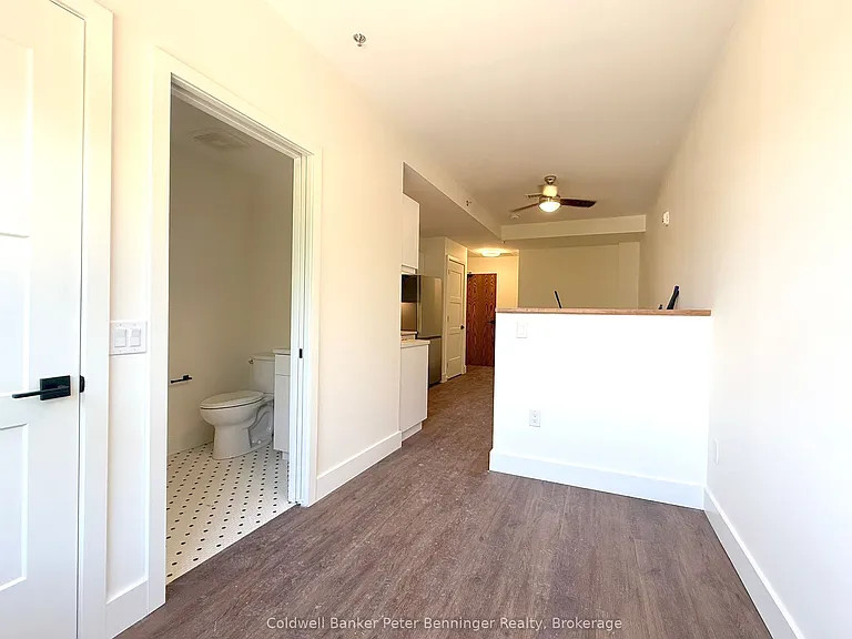 604 Queen St S #202 — Photo 7