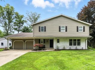 4313 Congress Dr, Midland, MI 48642
