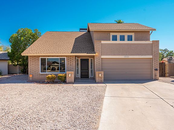 3rd image of 4910 W Torrey Pines Cir