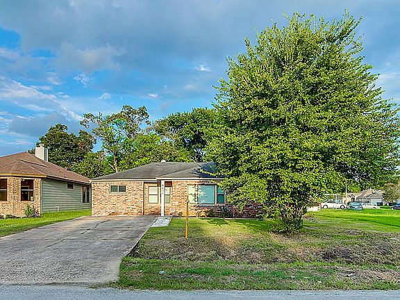 5th image of 9429 Ashville Dr