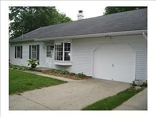 1309 Arvidson Dr photo 1