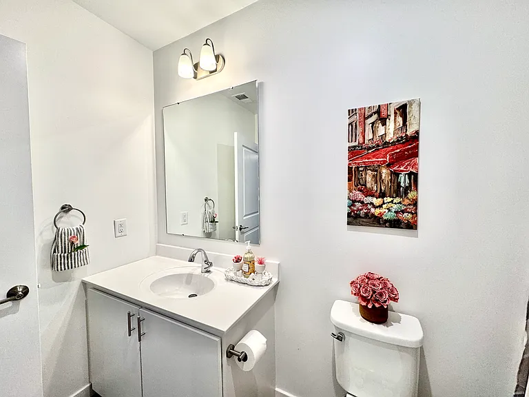 915 N Broad St #301 — Photo 10