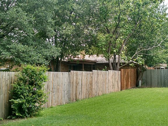4th image of 6733 Greenacres Dr