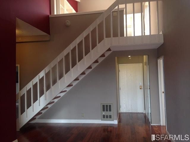 1st image of 331 Philip Dr APT 301