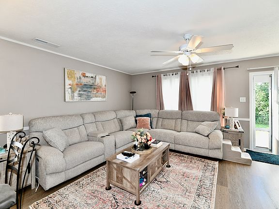 4th image of 7673 Mansfield Way