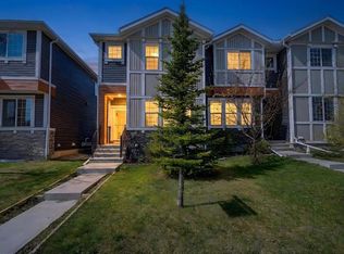 975 E Nolan Hill Blvd NW, Calgary, AB T3R 0W1