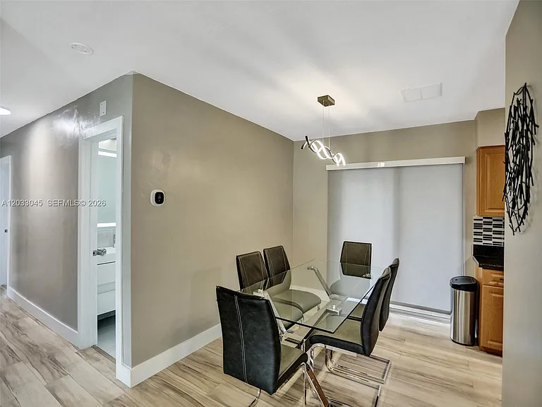 491 SE 23rd Ave — Photo 34